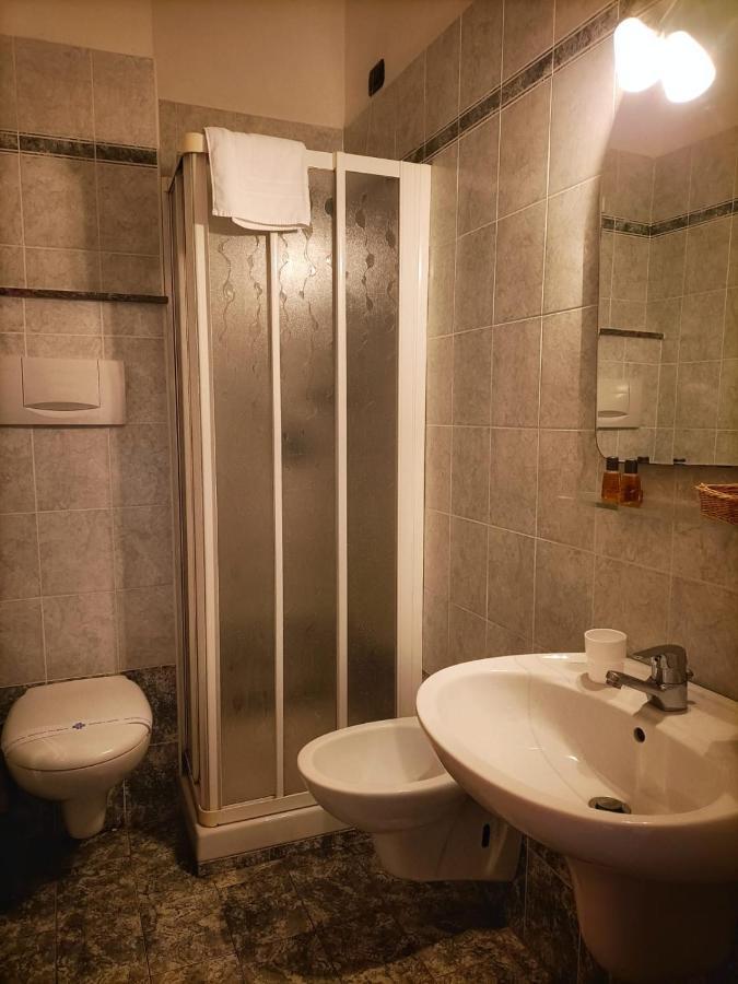 Hotel Pine Beach Rosolina Mare Buitenkant foto